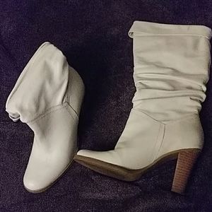 Heel boots